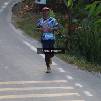 Runner Photo 1058418