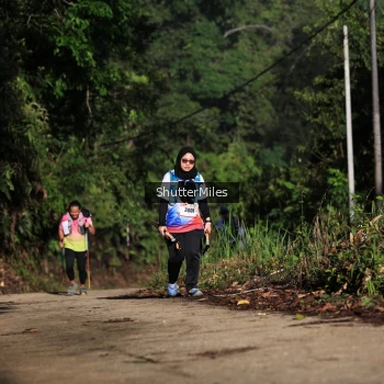 Runner Photo 1074021