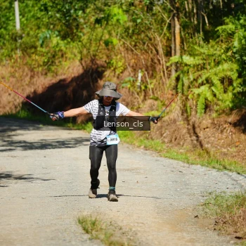 Runner Photo 1078472