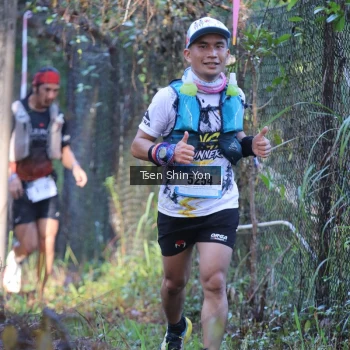Runner Photo 1083650