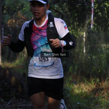 Runner Photo 1084110