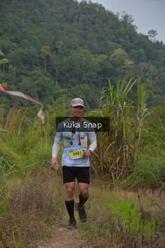 Runner Photo 1095879