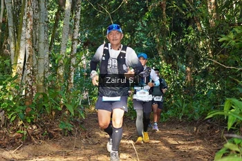 Runner Photo 1096699