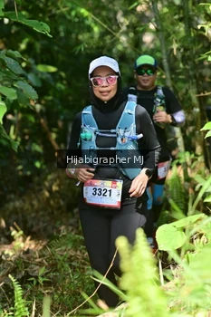 Runner Photo 1096800