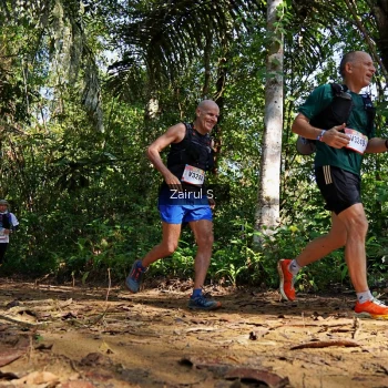 Runner Photo 1100901
