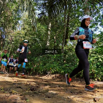 Runner Photo 1101390