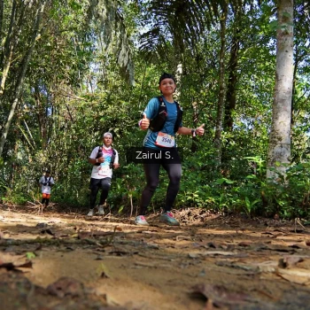 Runner Photo 1102530
