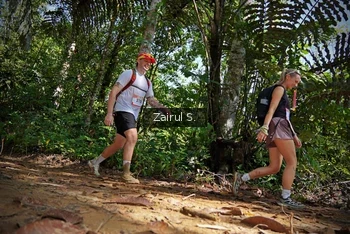 Runner Photo 1102543