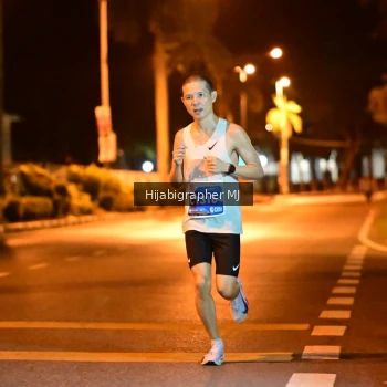 Runner Photo 1103270