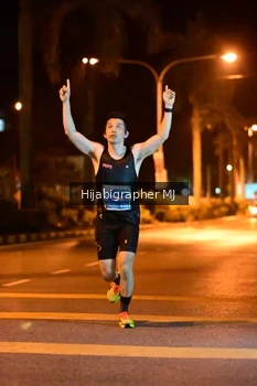 Runner Photo 1103873