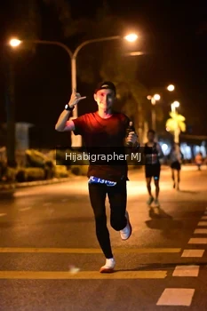 Runner Photo 1104684