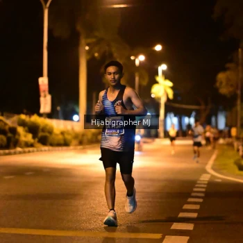 Runner Photo 1105023