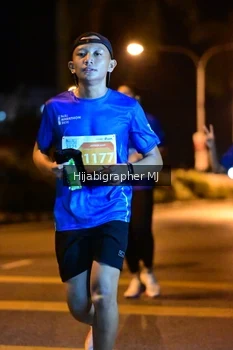 Runner Photo 1105876