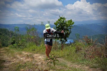 Runner Photo 1106037