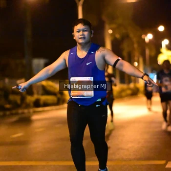 Runner Photo 1106210