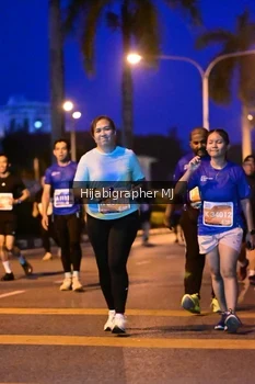 Runner Photo 1108210