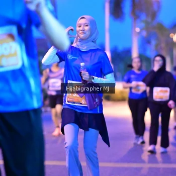 Runner Photo 1110002