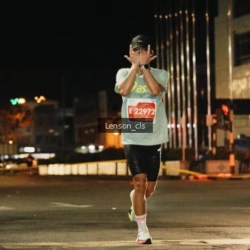 Runner Photo 1111102