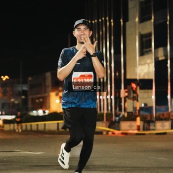 Runner Photo 1111121
