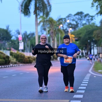 Runner Photo 1112256