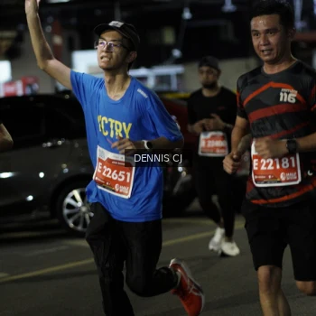 Runner Photo 1112387