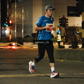 Runner Photo 1112866