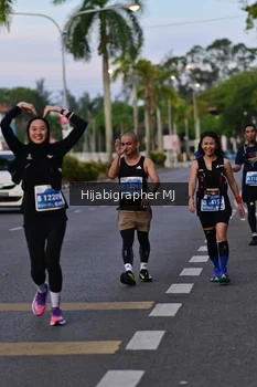 Runner Photo 1113822