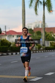 Runner Photo 1113935