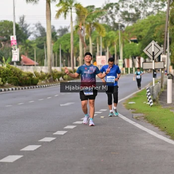 Runner Photo 1114450