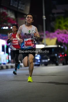 Runner Photo 1118303