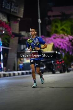 Runner Photo 1118351