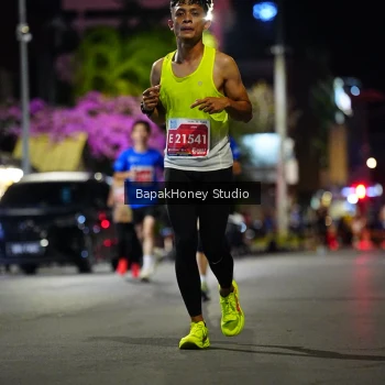 Runner Photo 1119170