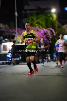 Runner Photo 1119329