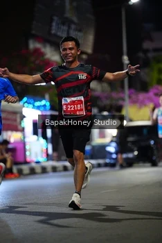 Runner Photo 1119354