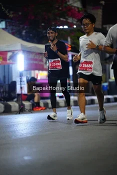 Runner Photo 1119396