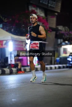 Runner Photo 1119454