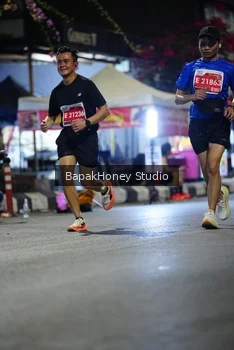 Runner Photo 1119545
