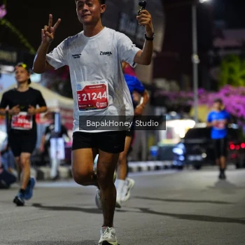 Runner Photo 1119783