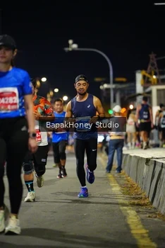 Runner Photo 1120247