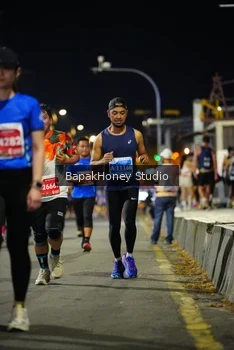 Runner Photo 1120254