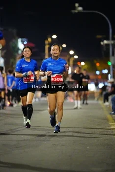 Runner Photo 1120450
