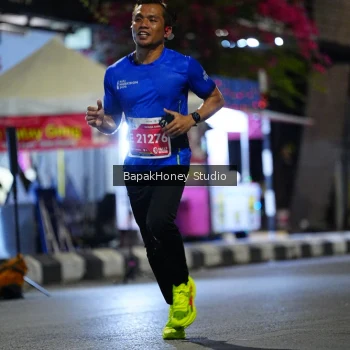 Runner Photo 1121084