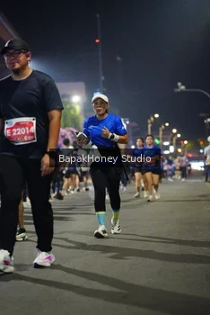 Runner Photo 1121443
