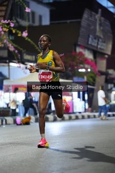 Runner Photo 1121533