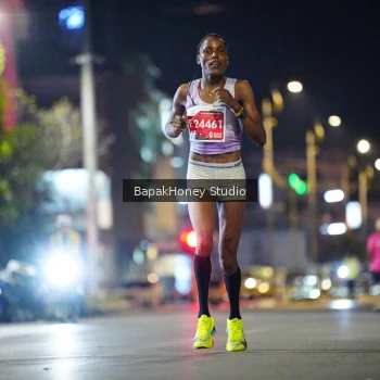 Runner Photo 1121629