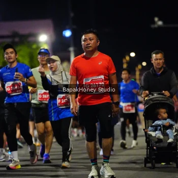 Runner Photo 1122548