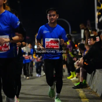 Runner Photo 1122550