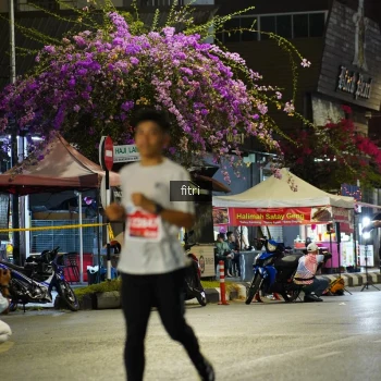 Runner Photo 1123997
