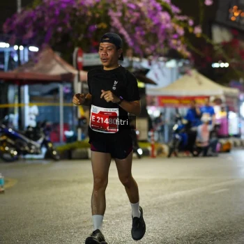 Runner Photo 1124490