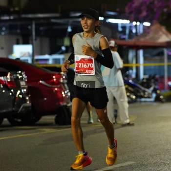 Runner Photo 1124810